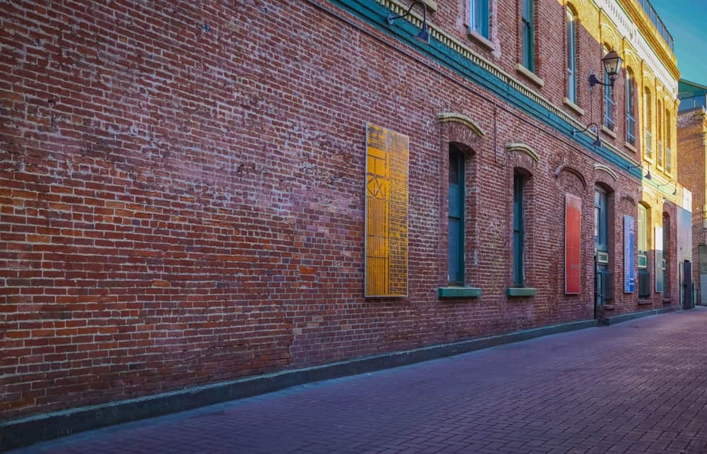 Common types of construction that require notice under the Party Wall Act Kingston upon Hull